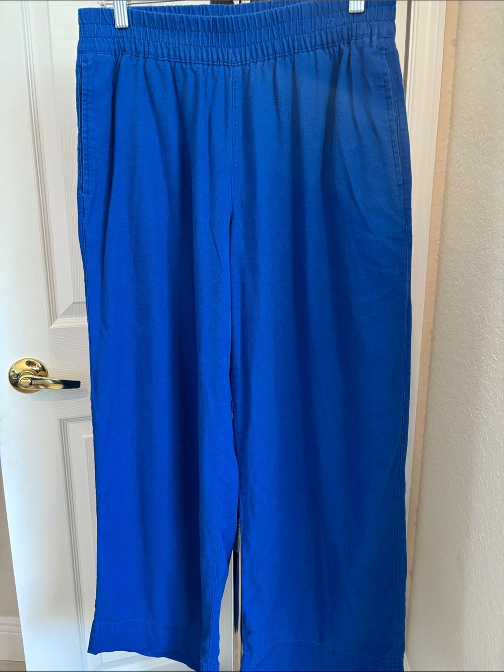 Old Navy Wide-Leg Pull-On Linen Pants in Cobalt Blue